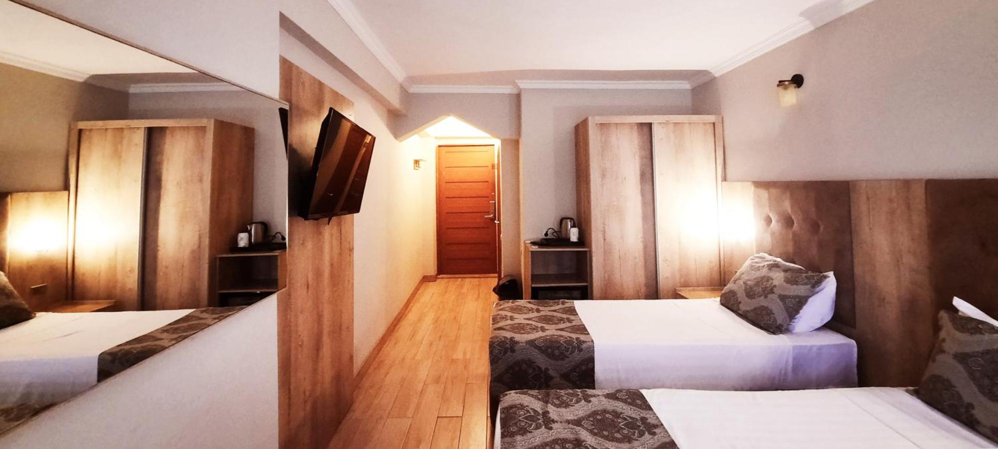 Ashtal Beach Hotel 巴统 外观 照片
